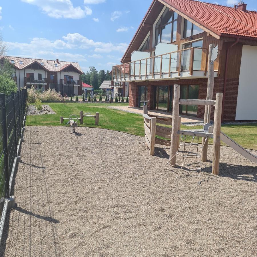 Lebskie Zacisze - Apartamenty Lebska Ostoja- Piaskowa Zarnowska 외부 사진