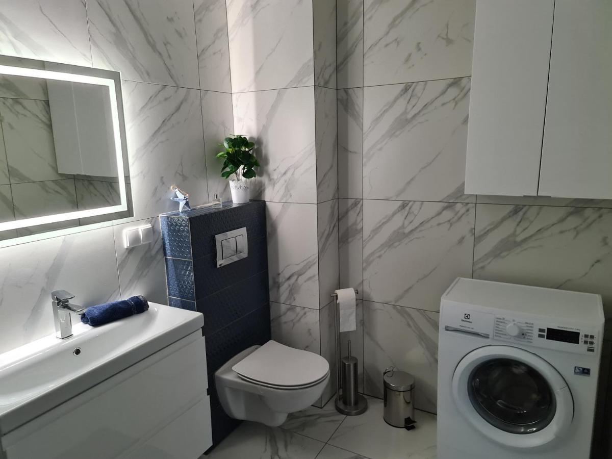 Lebskie Zacisze - Apartamenty Lebska Ostoja- Piaskowa Zarnowska 외부 사진